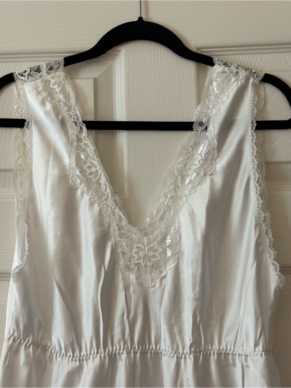 Satiny White Lace-Trimmed Chemise with Ribbons & Pink Embroidery from Barbizon - Picture 8 of 13